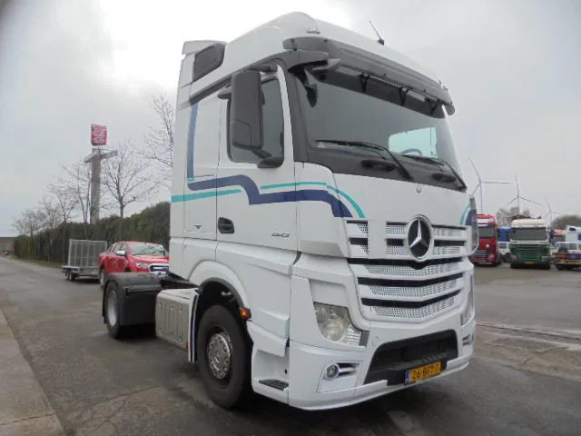 Mercedes-Benz Actros 1943 LS - مقطورة السحب: صورة 3 Mercedes-Benz Actros 1943 LS - مقطورة السحب: صورة 3