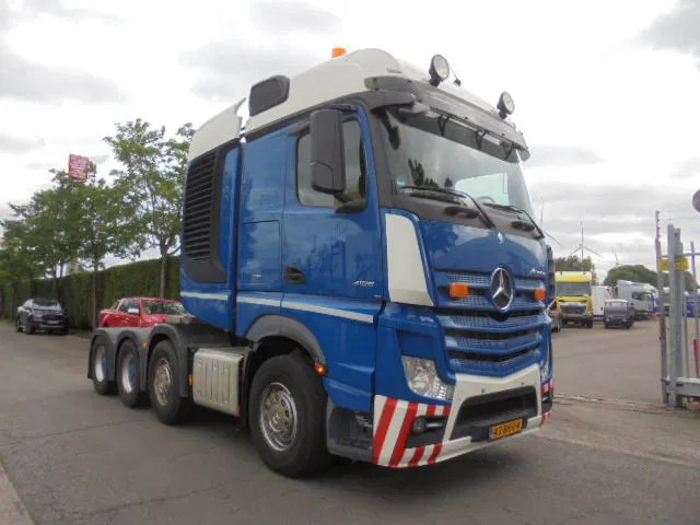 Mercedes-Benz Actros 4158 8X4 180 TON NL KENTEKEN - رأس تريلا: صورة 3 Mercedes-Benz Actros 4158 8X4 180 TON NL KENTEKEN - رأس تريلا: صورة 3