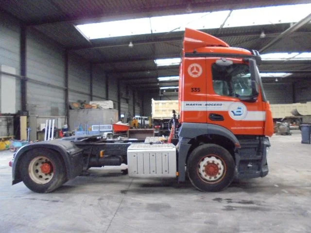 Mercedes-Benz Antos 1832 CABINE SCHADE - مقطورة السحب: صورة 4 Mercedes-Benz Antos 1832 CABINE SCHADE - مقطورة السحب: صورة 4