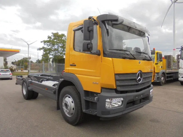 Mercedes-Benz Atego 1518 NEW DEMO MET FABRIEKS GARANTIE - شاحنة بهيكل معدني للمقصورة: صورة 3 Mercedes-Benz Atego 1518 NEW DEMO MET FABRIEKS GARANTIE - شاحنة بهيكل معدني للمقصورة: صورة 3