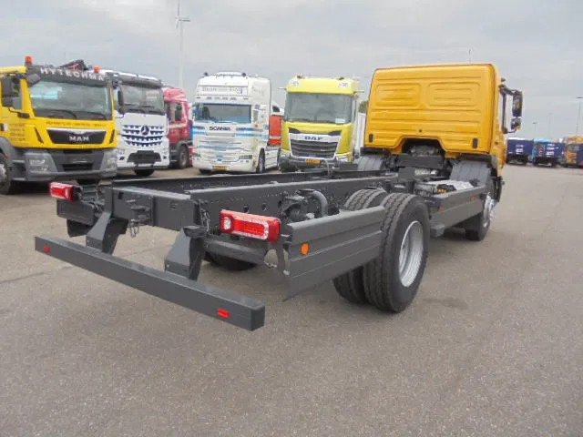 Mercedes-Benz Atego 1518 NEW DEMO MET FABRIEKS GARANTIE - شاحنة بهيكل معدني للمقصورة: صورة 4 Mercedes-Benz Atego 1518 NEW DEMO MET FABRIEKS GARANTIE - شاحنة بهيكل معدني للمقصورة: صورة 4
