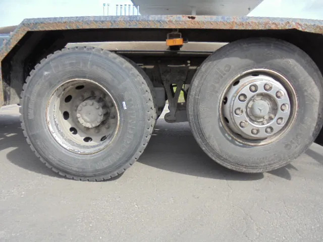شاحنة برافعة خطافية Mercedes-Benz Axor 2633: صورة 7