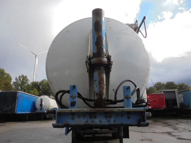 SPITZER BP SK 50 - نصف مقطورة صهريج: صورة 4 SPITZER BP SK 50 - نصف مقطورة صهريج: صورة 4