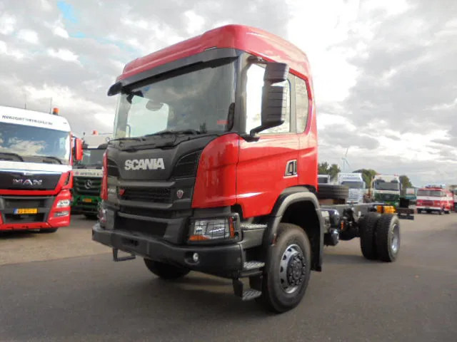 Scania P450 XT 4X4 NIEUW - DEMO - شاحنة بهيكل معدني للمقصورة: صورة 1 Scania P450 XT 4X4 NIEUW - DEMO - شاحنة بهيكل معدني للمقصورة: صورة 1