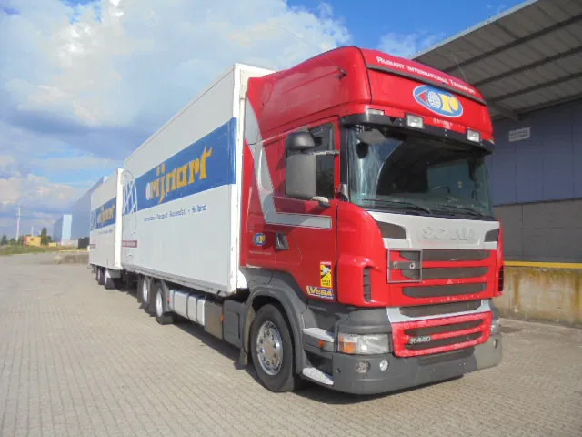 Scania R440 6X2 VOLUME COMBI + RETARDER - شاحنة صندوقية: صورة 3 Scania R440 6X2 VOLUME COMBI + RETARDER - شاحنة صندوقية: صورة 3