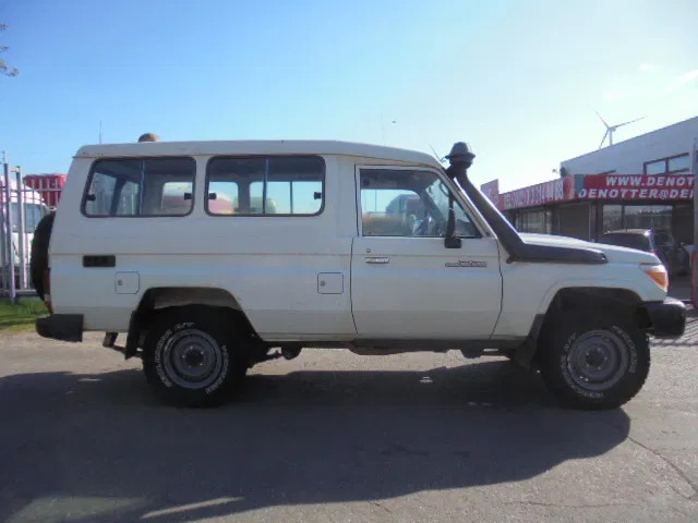 Toyota Land Cruiser HZJ78L 4X4 EXPORT OUTSIDE EU ONLY - سيارة: صورة 4 Toyota Land Cruiser HZJ78L 4X4 EXPORT OUTSIDE EU ONLY - سيارة: صورة 4