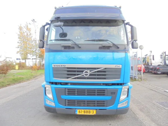 Volvo FH 420 6X2 NL TRUCK - شاحنة ذات ستائر جانبية: صورة 2 Volvo FH 420 6X2 NL TRUCK - شاحنة ذات ستائر جانبية: صورة 2