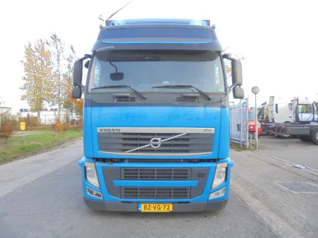 Volvo FH 420 6X2 NL TRUCK - شاحنة ذات ستائر جانبية: صورة 2 Volvo FH 420 6X2 NL TRUCK - شاحنة ذات ستائر جانبية: صورة 2