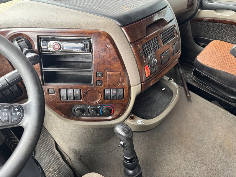 رأس تريلا DAF XF 105.460: صورة 6