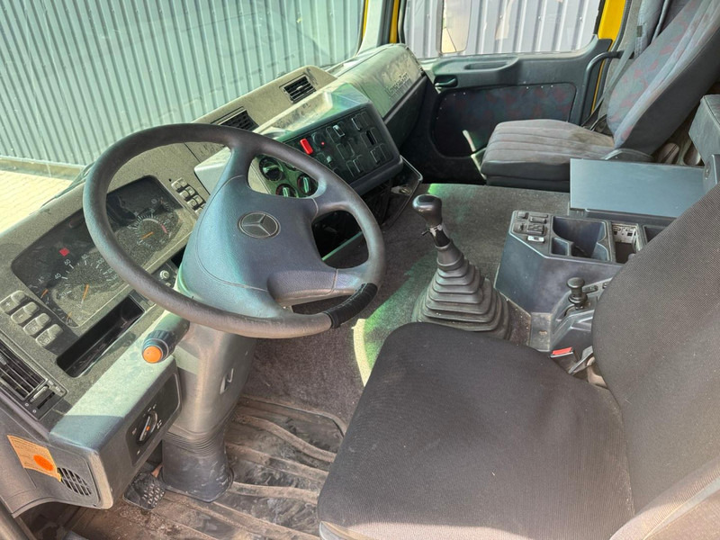 Mercedes-Benz Actros 1831, no crane - شاحنات مسطحة: صورة 5 Mercedes-Benz Actros 1831, no crane - شاحنات مسطحة: صورة 5