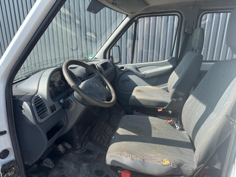 Mercedes-Benz Sprinter 311 - شاحنة مغلقة بستائر جانبية: صورة 5 Mercedes-Benz Sprinter 311 - شاحنة مغلقة بستائر جانبية: صورة 5