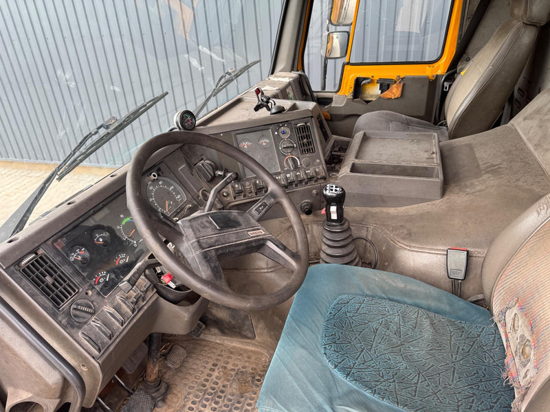Volvo FL10, 9000 l - فراغ شاحنة: صورة 5 Volvo FL10, 9000 l - فراغ شاحنة: صورة 5