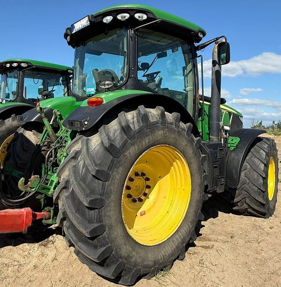 John Deere 7230R - جرار: صورة 3 John Deere 7230R - جرار: صورة 3