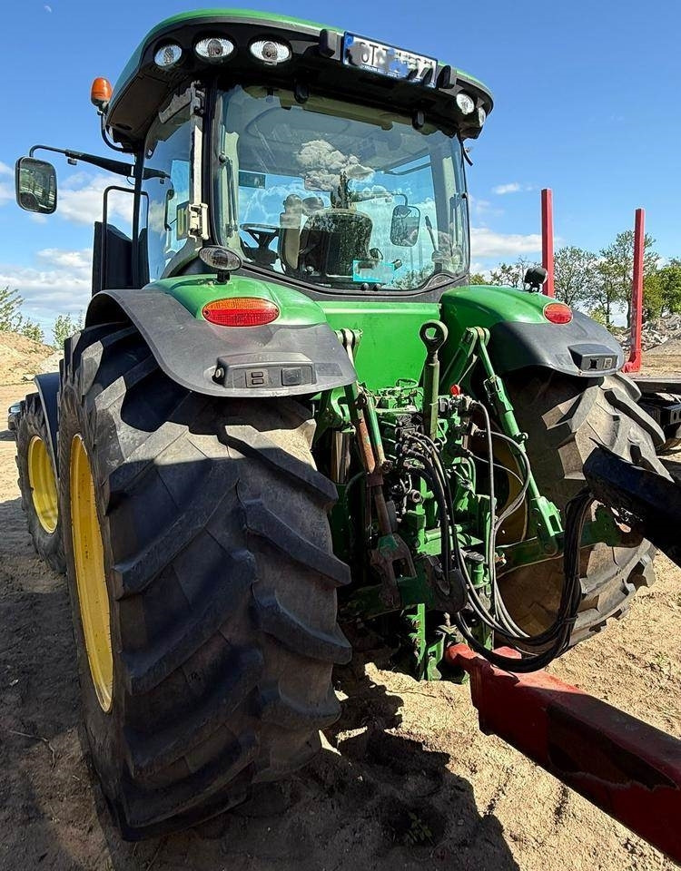 John Deere 7230R - جرار: صورة 4 John Deere 7230R - جرار: صورة 4
