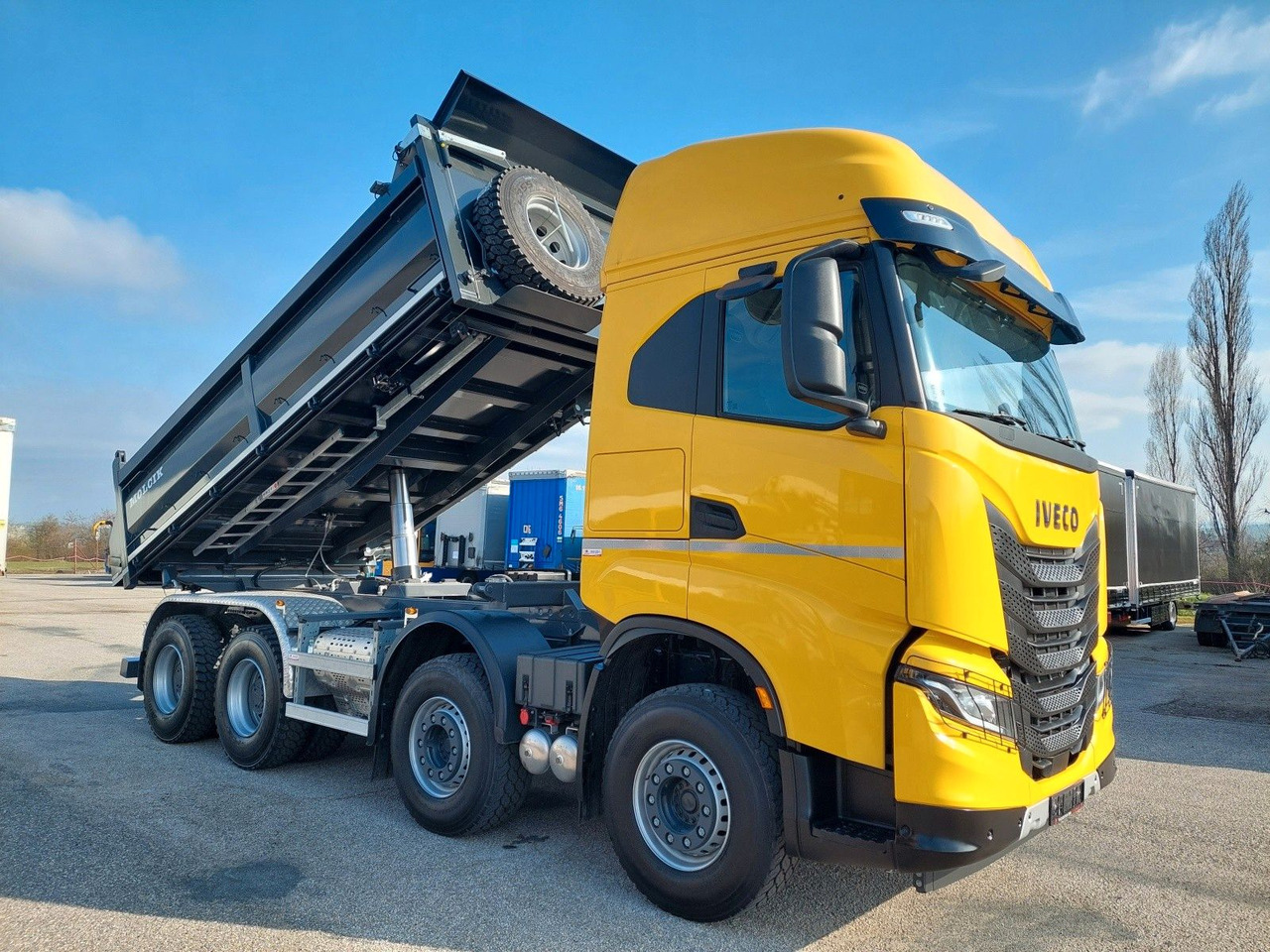 Iveco AS360X53Z Stralis X-WAY 8x4 Bordmatik - شاحنة قلاب: صورة 2 Iveco AS360X53Z Stralis X-WAY 8x4 Bordmatik - شاحنة قلاب: صورة 2