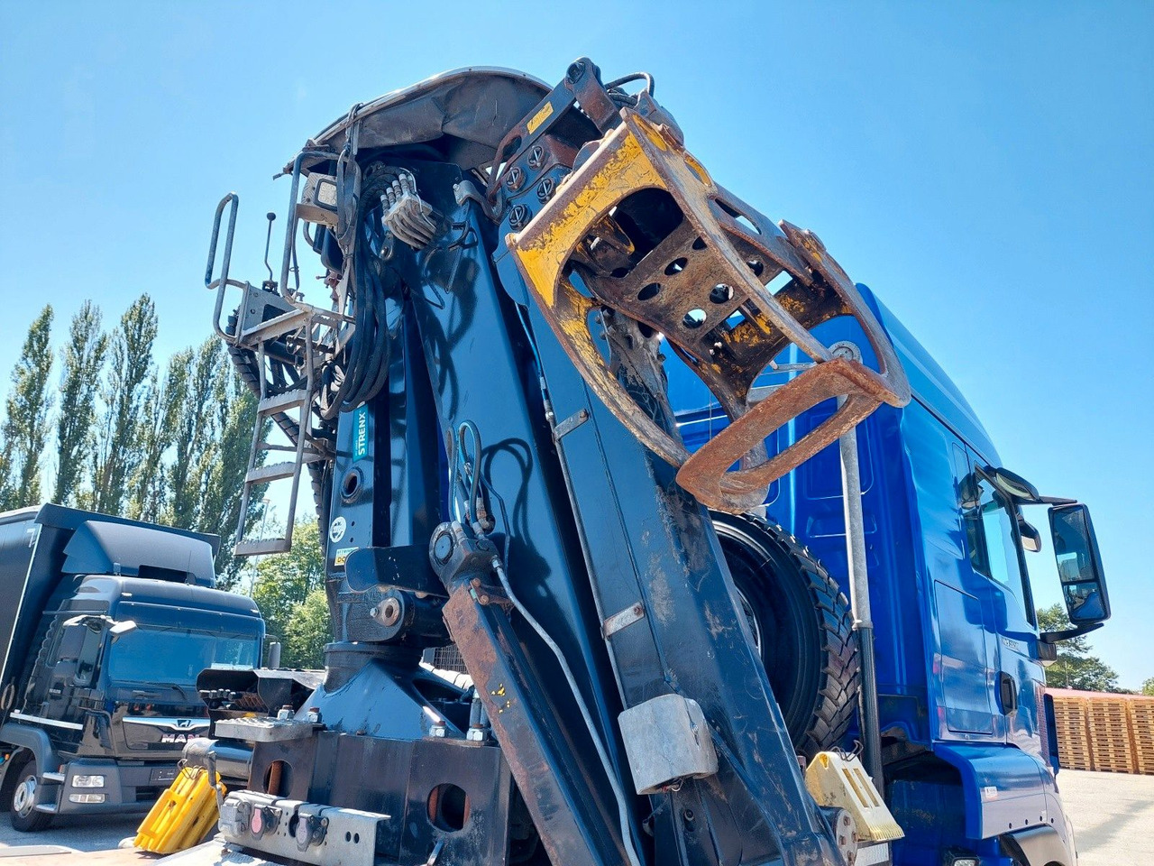 رأس تريلا MAN TG3 33.510 6X6 BL KRAN LANGHOLZ Kesla 2117ZT94: صورة 7