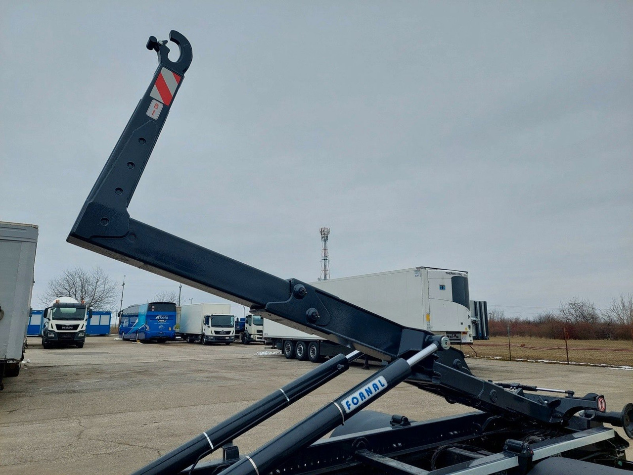 MAN TG3 TGL 12.190 BB 4x2 - شاحنة برافعة خطافية: صورة 5 MAN TG3 TGL 12.190 BB 4x2 - شاحنة برافعة خطافية: صورة 5