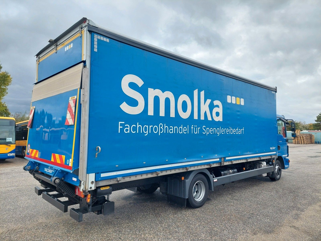 MAN TGL 12.250 BL 4x2 - شاحنة ذات ستائر جانبية: صورة 4 MAN TGL 12.250 BL 4x2 - شاحنة ذات ستائر جانبية: صورة 4