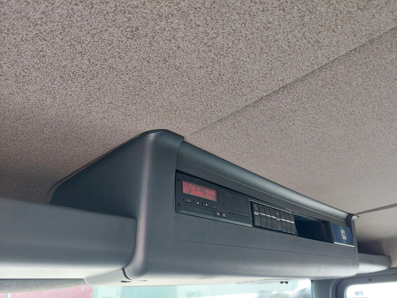 تأجير MAN TGL 12.250 BL 4x2 MAN TGL 12.250 BL 4x2: صورة 35 تأجير MAN TGL 12.250 BL 4x2 MAN TGL 12.250 BL 4x2: صورة 35