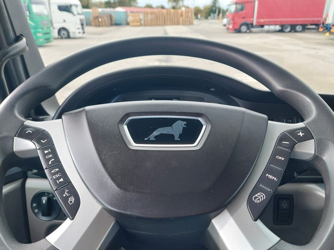 تأجير MAN TGL 12.250 BL 4x2 MAN TGL 12.250 BL 4x2: صورة 39 تأجير MAN TGL 12.250 BL 4x2 MAN TGL 12.250 BL 4x2: صورة 39