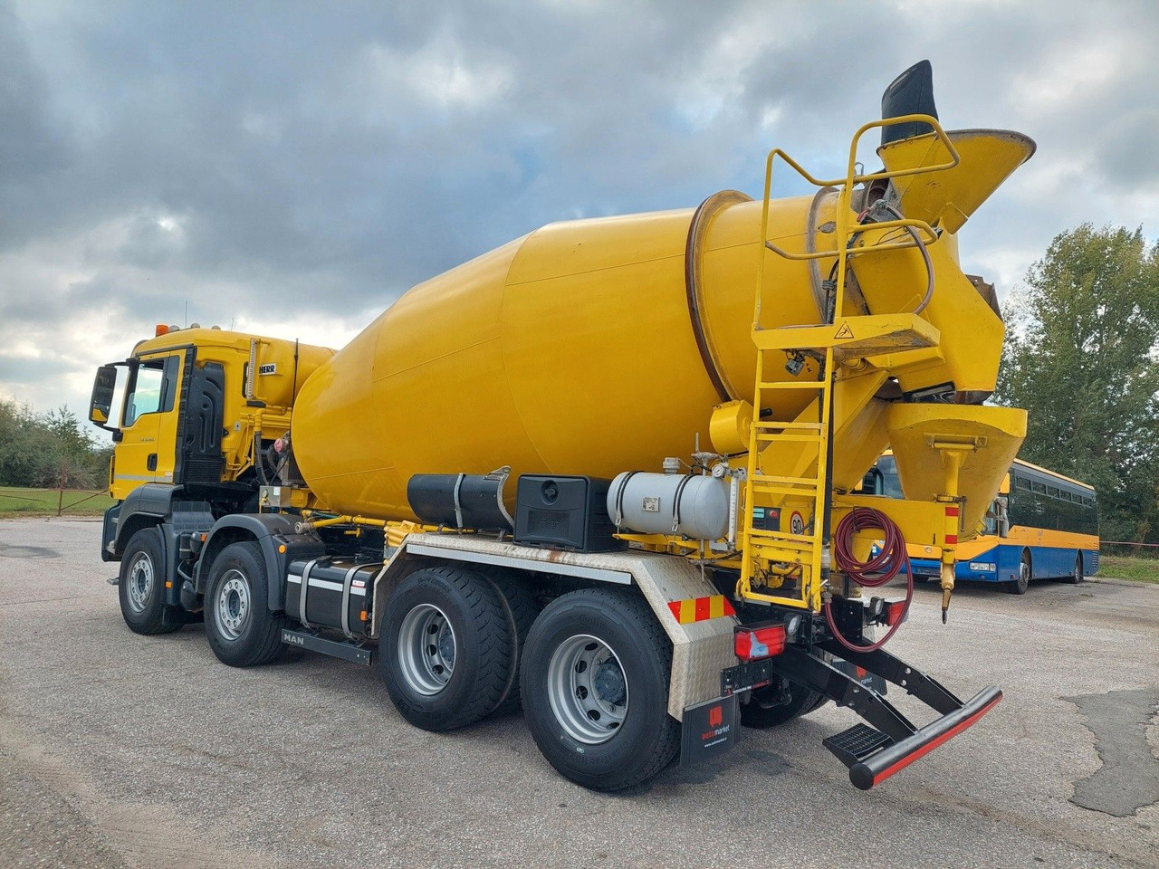 MAN TGS 32.460 8X4 BB Liebherr 9 m³ - شاحنة خلاطة خرسانة: صورة 3 MAN TGS 32.460 8X4 BB Liebherr 9 m³ - شاحنة خلاطة خرسانة: صورة 3