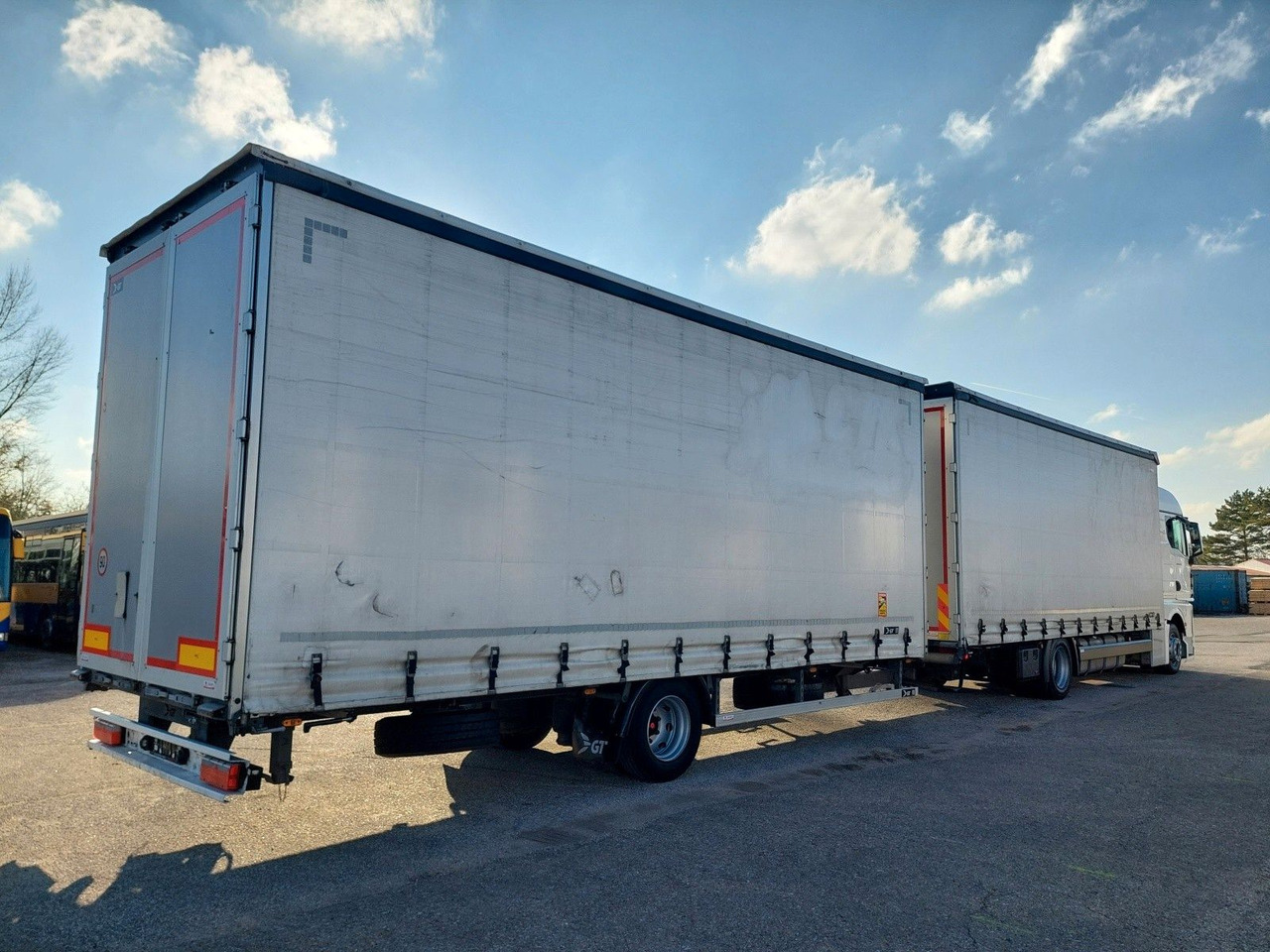 MAN TGX 18.470 LL + Gniotpol G-4080 120 m3 Durchbar - شاحنة ذات ستائر جانبية: صورة 4 MAN TGX 18.470 LL + Gniotpol G-4080 120 m3 Durchbar - شاحنة ذات ستائر جانبية: صورة 4