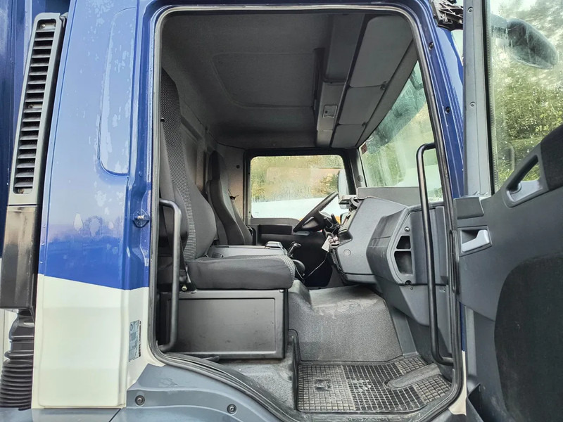 شاحنة ذات مبرد MAN TGM 18.250 2 COMPARTMENTS - 2000KG TAIL LIFT - PROBLEM COOLING UNIT: صورة 12