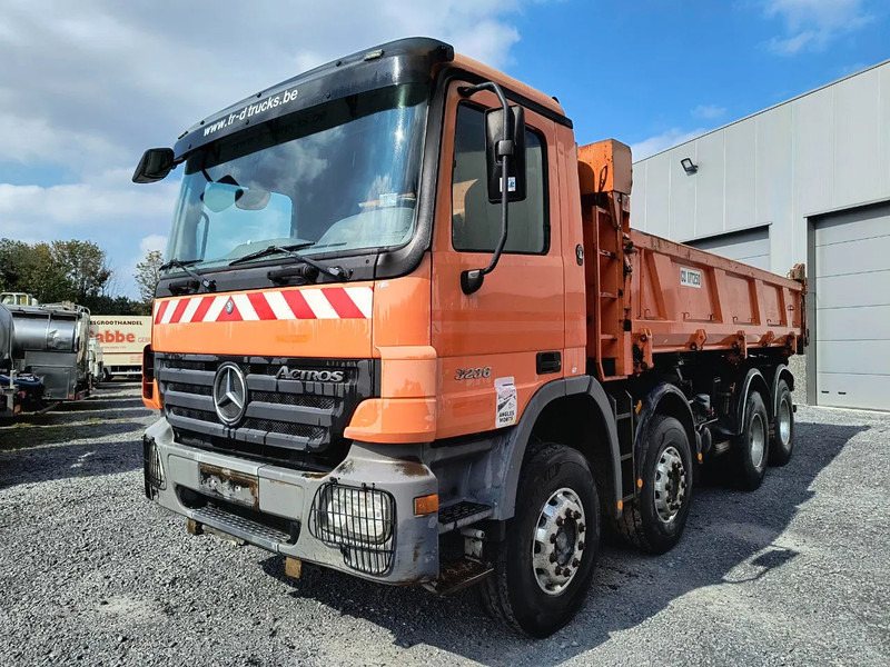 Mercedes-Benz Actros 3236 8X4 - 2 SIDE TIPPER/BI-BENNE - شاحنة قلاب: صورة 1 Mercedes-Benz Actros 3236 8X4 - 2 SIDE TIPPER/BI-BENNE - شاحنة قلاب: صورة 1