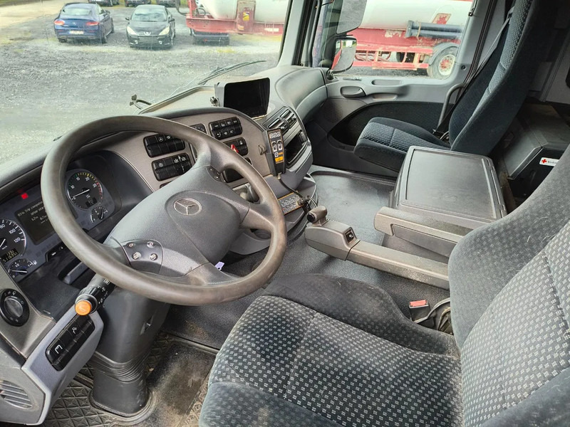 شاحنة قطع الأشجار, شاحنة كرين Mercedes-Benz Actros 3360 V8 CRANE HIAB 251S80 - 6X4 - V8: صورة 9
