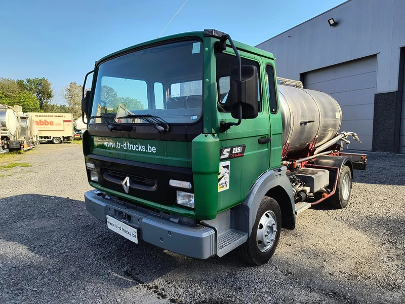 Renault Midliner S135 - ONLY 54 400KM - SMALL TANK 3680L INSULATED INOX - شاحنة صهريج: صورة 1 Renault Midliner S135 - ONLY 54 400KM - SMALL TANK 3680L INSULATED INOX - شاحنة صهريج: صورة 1