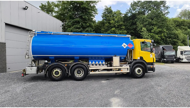 Scania P280 6X2- 19000L-5 compartiments - شاحنة صهريج: صورة 3 Scania P280 6X2- 19000L-5 compartiments - شاحنة صهريج: صورة 3