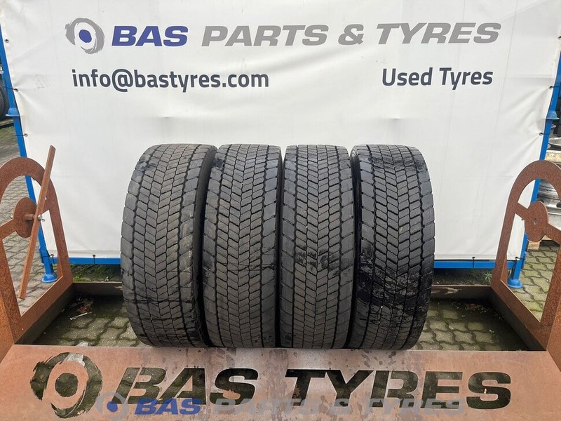 Continental Continental 315/70R22.5 Eco HD5 154/150 M+S 3PMSF gebruikte set - إطارات - شاحنة: صورة 1 Continental Continental 315/70R22.5 Eco HD5 154/150 M+S 3PMSF gebruikte set - إطارات - شاحنة: صورة 1
