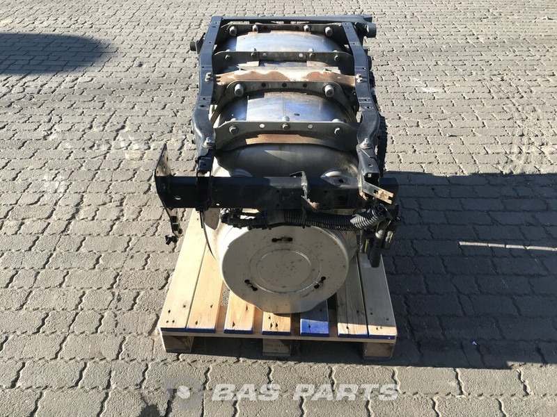 DAF Uitlaatdemper DAF 1924181 - علبة العادم - شاحنة: صورة 3 DAF Uitlaatdemper DAF 1924181 - علبة العادم - شاحنة: صورة 3