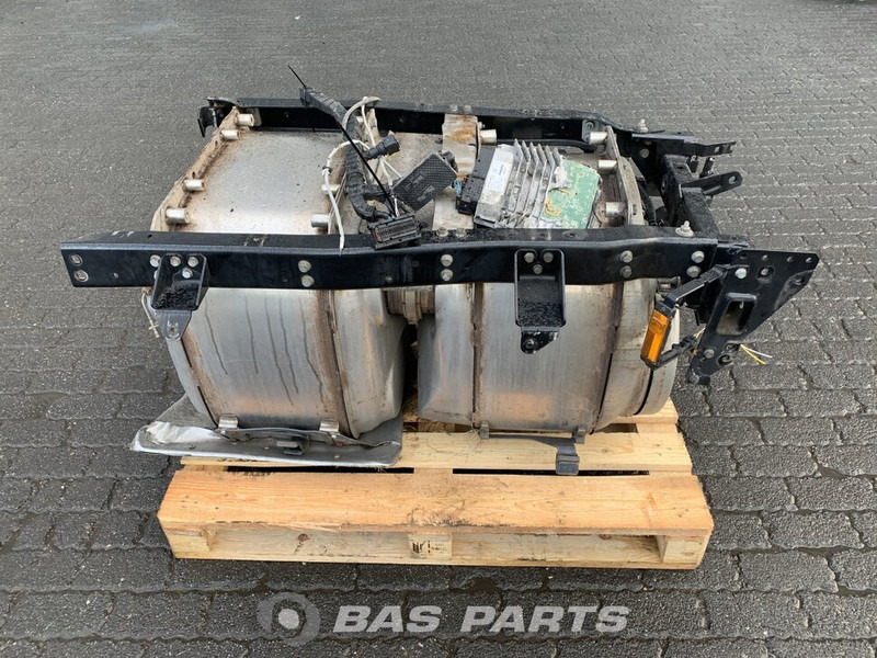 DAF Uitlaatdemper DAF 1924181 - علبة العادم - شاحنة: صورة 1 DAF Uitlaatdemper DAF 1924181 - علبة العادم - شاحنة: صورة 1