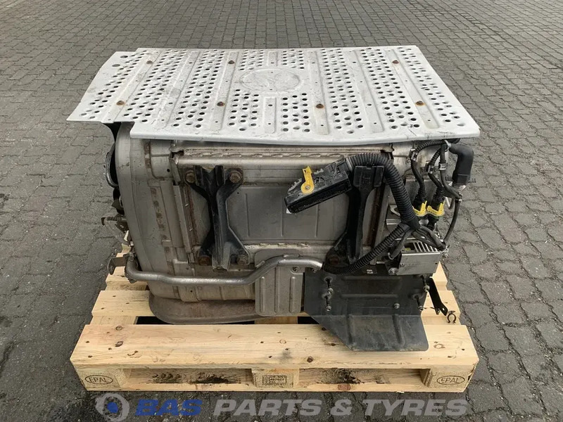 Mercedes-Benz Actros MP4 - علبة العادم/ نظام العادم - شاحنة: صورة 3 Mercedes-Benz Actros MP4 - علبة العادم/ نظام العادم - شاحنة: صورة 3