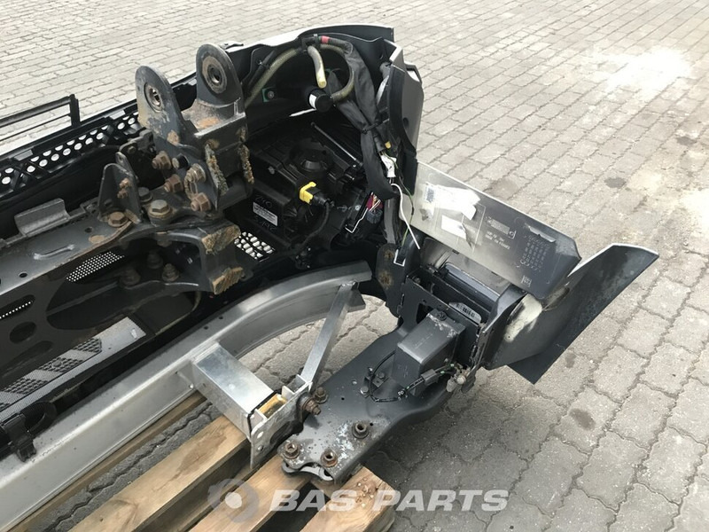 Mercedes-Benz Antos MP4 Bumper Mercedes A 960 310 23 22 - مصد - شاحنة: صورة 4 Mercedes-Benz Antos MP4 Bumper Mercedes A 960 310 23 22 - مصد - شاحنة: صورة 4