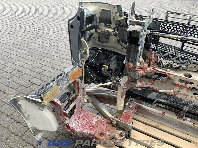 Mercedes-Benz Antos MP4 Bumper Mercedes A 960 880 90 72 - مصد - شاحنة: صورة 4 Mercedes-Benz Antos MP4 Bumper Mercedes A 960 880 90 72 - مصد - شاحنة: صورة 4