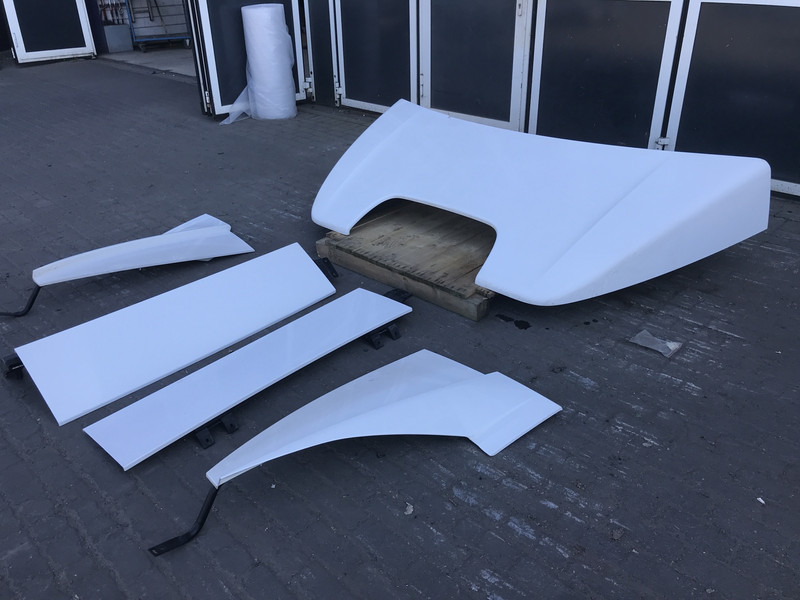 Mercedes-Benz Antos MP4 Spoilerset Mercedes ClassicSpace M-cab L1EH1 A 960 790 27 44 - الإيروديناميكية/ الجناح الخلفي - شاحنة: صورة 2 Mercedes-Benz Antos MP4 Spoilerset Mercedes ClassicSpace M-cab L1EH1 A 960 790 27 44 - الإيروديناميكية/ الجناح الخلفي - شاحنة: صورة 2