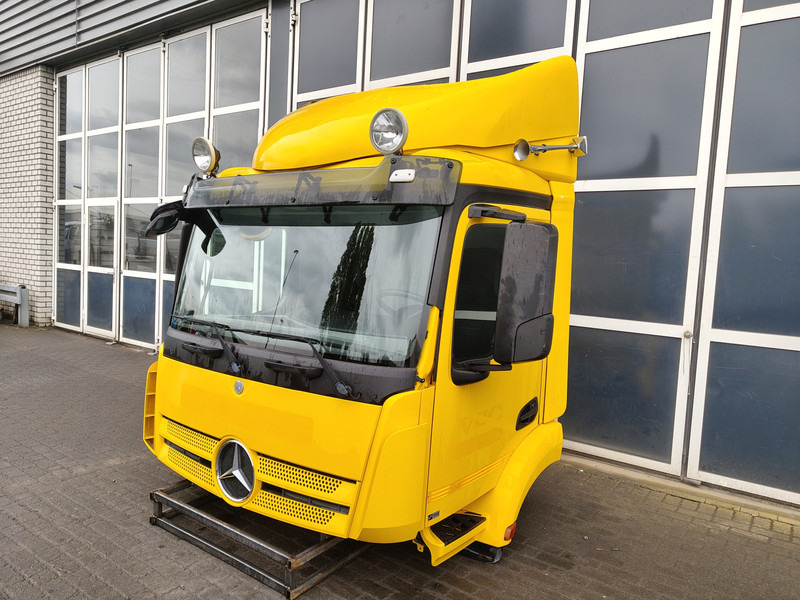 Mercedes-Benz Antos MP4 - الكابينة والداخلية - شاحنة: صورة 1 Mercedes-Benz Antos MP4 - الكابينة والداخلية - شاحنة: صورة 1