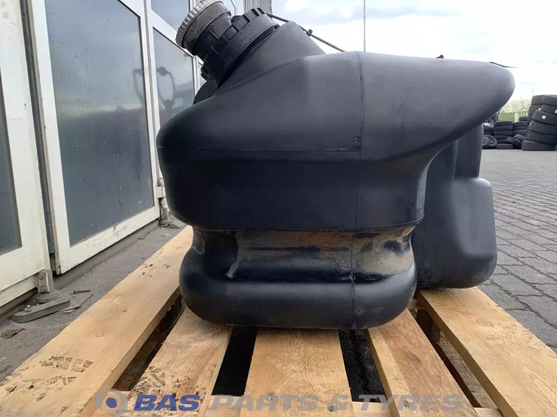 Mercedes-Benz Brandstoftank Mercedes 120 Liter A 967 471 04 01 - خزان الوقود - شاحنة: صورة 4 Mercedes-Benz Brandstoftank Mercedes 120 Liter A 967 471 04 01 - خزان الوقود - شاحنة: صورة 4