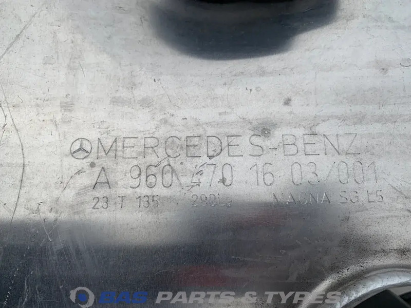 خزان الوقود - شاحنة Mercedes-Benz Brandstoftank Mercedes 290 Liter A 960 470 00 04: صورة 6