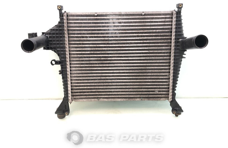 Mercedes-Benz Intercooler Mercedes A 967 500 01 01 - مبرد هواء الشحن - شاحنة: صورة 2 Mercedes-Benz Intercooler Mercedes A 967 500 01 01 - مبرد هواء الشحن - شاحنة: صورة 2