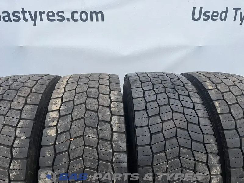 Michelin Remix Michelin Remix 315/70R22.5 X Multi D 154/150 M+S 3PMSF gebruikte set - إطارات - شاحنة: صورة 2 Michelin Remix Michelin Remix 315/70R22.5 X Multi D 154/150 M+S 3PMSF gebruikte set - إطارات - شاحنة: صورة 2