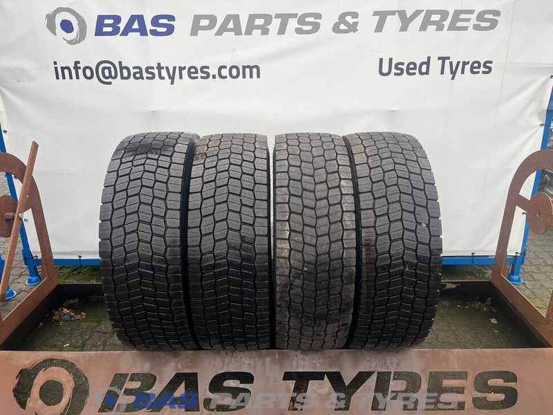 Michelin Remix Michelin Remix 315/70R22.5 X Multi D 154/150 M+S 3PMSF gebruikte set - إطارات - شاحنة: صورة 1 Michelin Remix Michelin Remix 315/70R22.5 X Multi D 154/150 M+S 3PMSF gebruikte set - إطارات - شاحنة: صورة 1