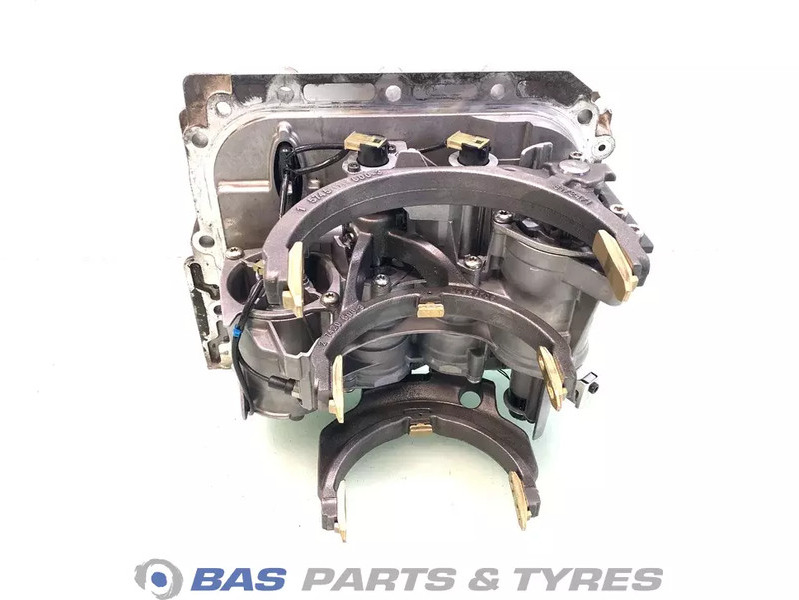 Renault Versnellingsbakdeksel Renault 7421244590 - صندوق التروس - شاحنة: صورة 3 Renault Versnellingsbakdeksel Renault 7421244590 - صندوق التروس - شاحنة: صورة 3