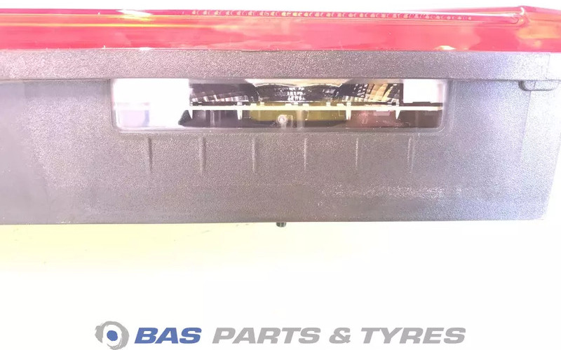 Scania Achterlicht gecomb. links Links Scania 2860829 - المصابيح الخلفية - شاحنة: صورة 3 Scania Achterlicht gecomb. links Links Scania 2860829 - المصابيح الخلفية - شاحنة: صورة 3