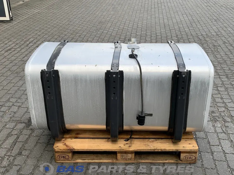 Scania Brandstoftank Scania 600 Liter 1871191 - خزان الوقود - شاحنة: صورة 3 Scania Brandstoftank Scania 600 Liter 1871191 - خزان الوقود - شاحنة: صورة 3