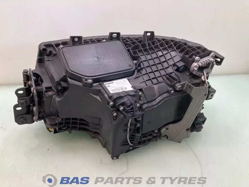 Scania Koplamp Rechts 2674391 - المصابيح الأمامية - شاحنة: صورة 2 Scania Koplamp Rechts 2674391 - المصابيح الأمامية - شاحنة: صورة 2