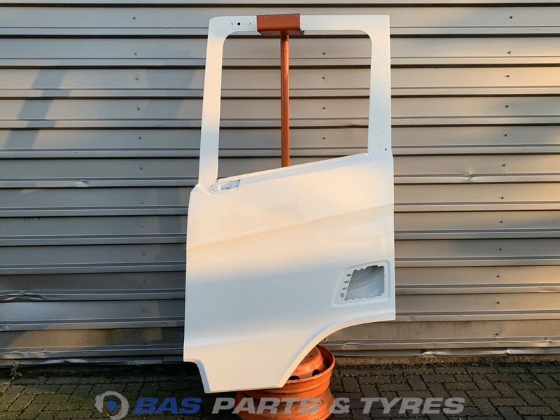 Scania R-Serie NextGen Portier Links Scania 2044983 - باب و قطع الغيار - شاحنة: صورة 1 Scania R-Serie NextGen Portier Links Scania 2044983 - باب و قطع الغيار - شاحنة: صورة 1