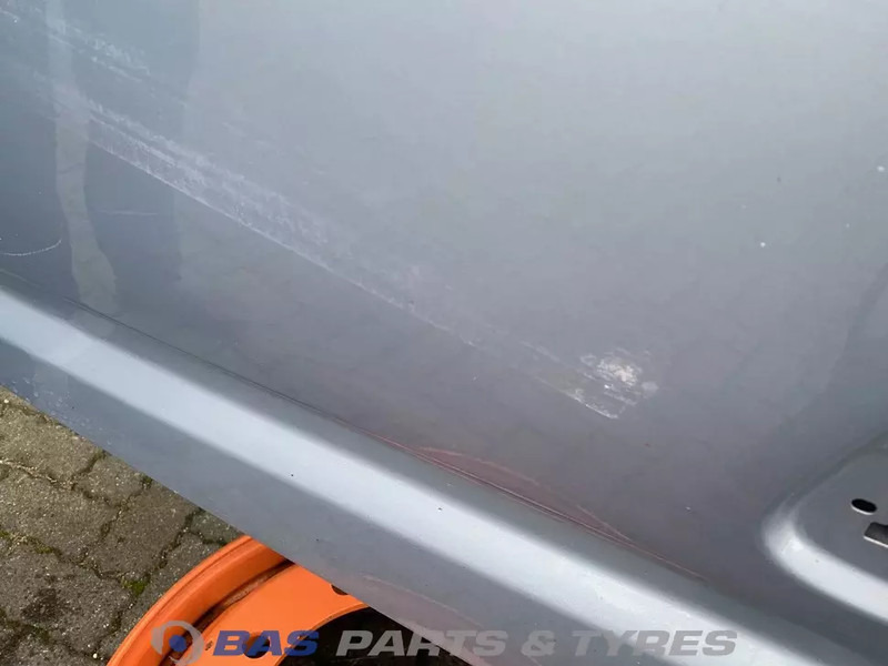 Volvo FH4 - باب و قطع الغيار - شاحنة: صورة 3 Volvo FH4 - باب و قطع الغيار - شاحنة: صورة 3